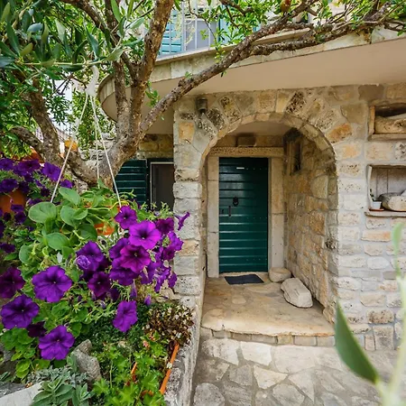 Gance In Gustirna Feriehus *