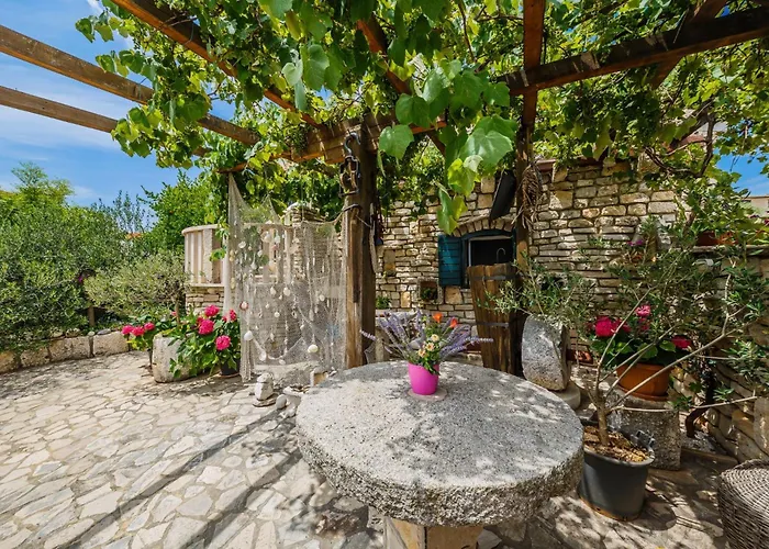 Gance In Gustirna Feriehus