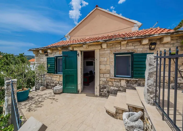 Gance In Gustirna Feriehus Marina